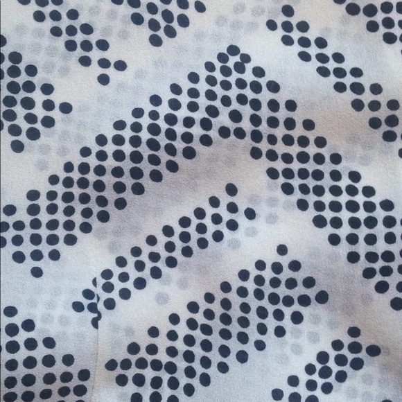 Anne Klein button down blouse - Picture 3 of 4